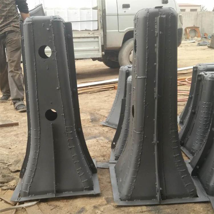 隔离墩华体会网页版(中国) 隔离墩模具3.jpg