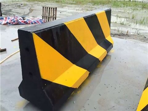 1584674184547708.jpg 隔离墩模具6.jpg