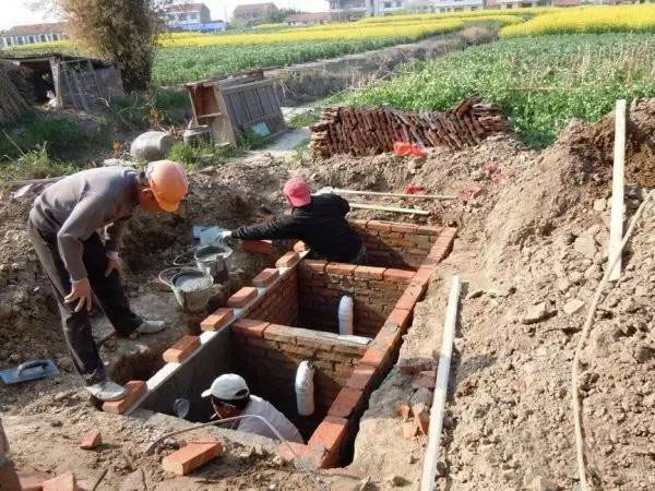 化粪池华体会网页版(中国) 三格化粪池实景图.jpg