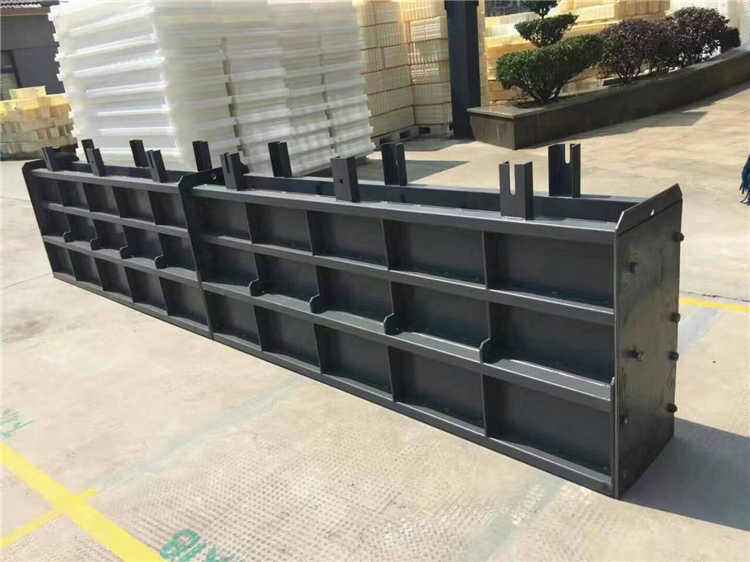 1640749993766984.jpg 防撞墙模具10.jpg